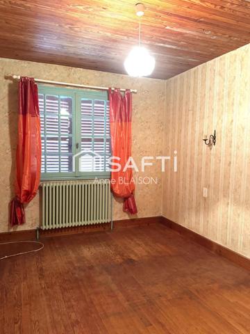 Pavillon familial avec dépendances à Auvers