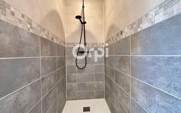 Maison à vendre    5 pièces • 119 m2 Lécluse