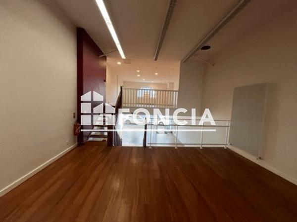 À vendre Local commercial 250 m² - Niort 79000