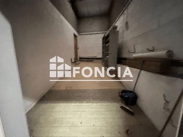 À vendre Local commercial 250 m² - Niort 79000