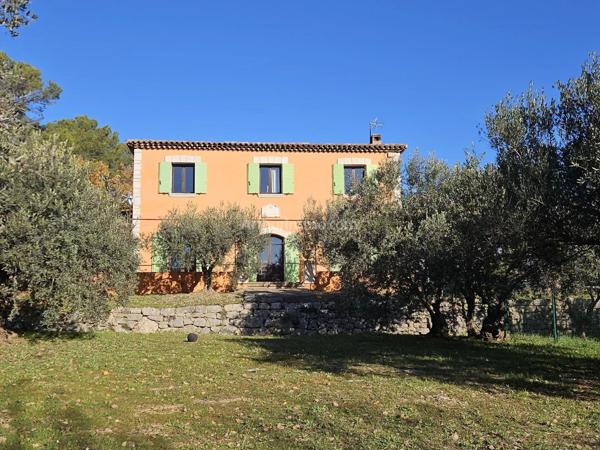 Vente Villa 5 pièces 135 m2 à Trans-en-Provence