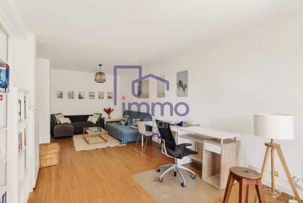 Appartement 2 pièces                                        - 69005 Lyon 5e  Arrondissement Réf : 21683