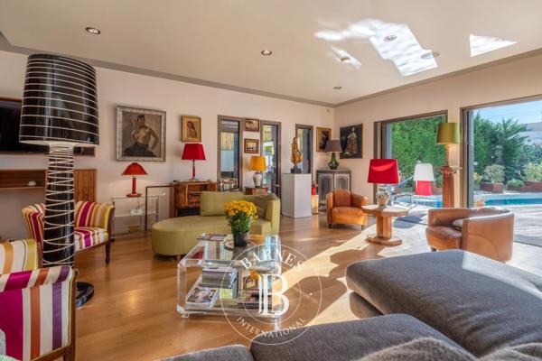 Lyon 9ème, Maison 5 Chambres -  274 m² à vendre
