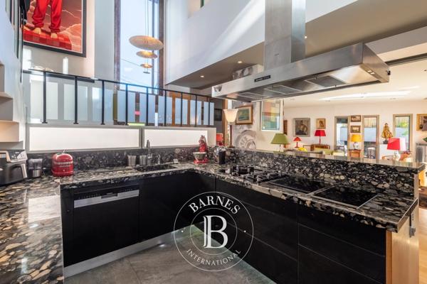 Lyon 9ème, Maison 5 Chambres -  274 m² à vendre