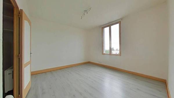 Appartement 1 pièce                                        - 42100 Saint-Étienne Réf : 9810