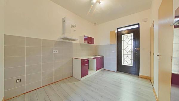 Appartement 1 pièce                                        - 42100 Saint-Étienne Réf : 9810