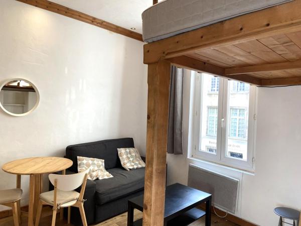 Location / Autre à Avignon (84000)