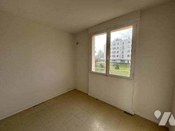 appartement T4 au 2ème étage