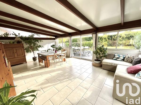 Maison 5 pièces de 128 m² à Meyzieu (69330)