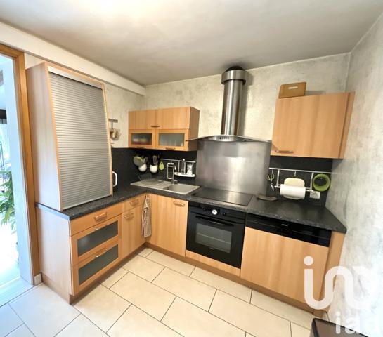 Maison 5 pièces de 128 m² à Meyzieu (69330)