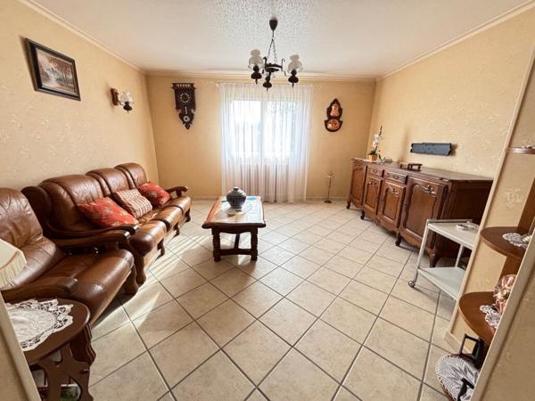 EN VENTE - GARCHIZY - 2 h 30 PARIS - MAISON SUR SOUS-SOL - 3 CHAMBRES