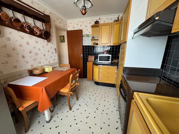 EN VENTE - GARCHIZY - 2 h 30 PARIS - MAISON SUR SOUS-SOL - 3 CHAMBRES
