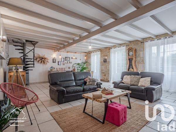 Maison à vendre 6 pièces 210 m² Surgères