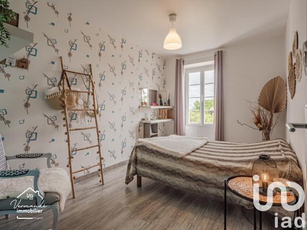 Maison à vendre 6 pièces 210 m² Surgères