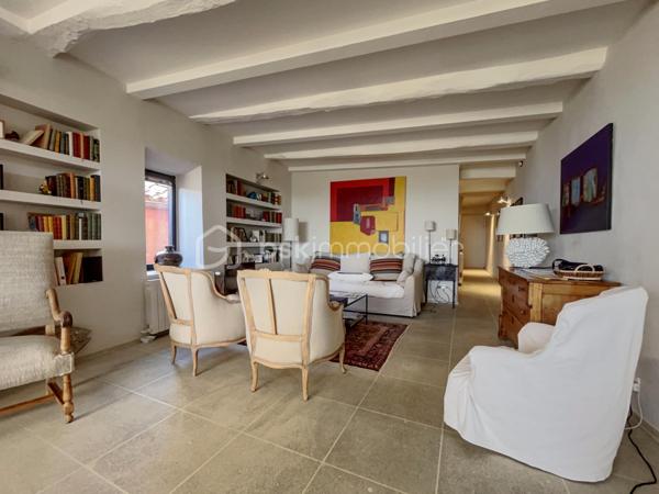 Maison de village de 192,14 m²