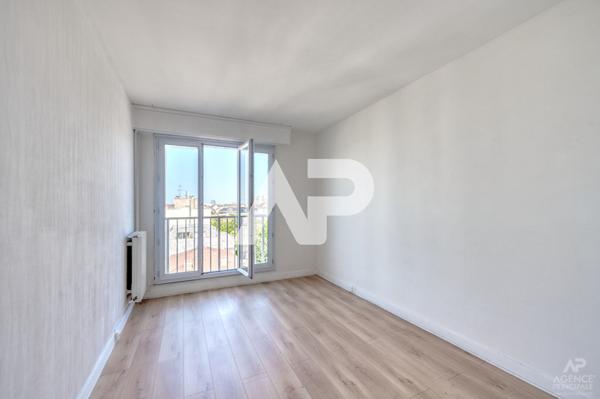 Appartement Rueil Malmaison 4 pièce(s) 92.02 m2 €625 000 ** - Référence 19511
