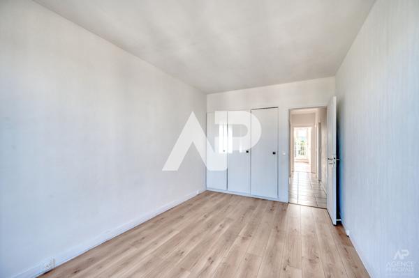 Appartement Rueil Malmaison 4 pièce(s) 92.02 m2 €625 000 ** - Référence 19511