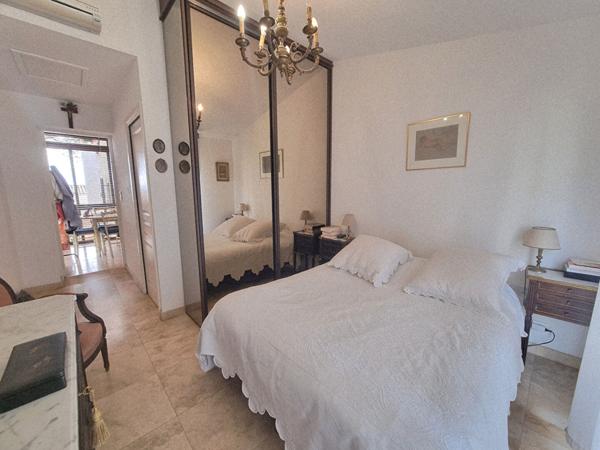 Maison 171m² - 5 chambres- Double garage - Studio Indépendant