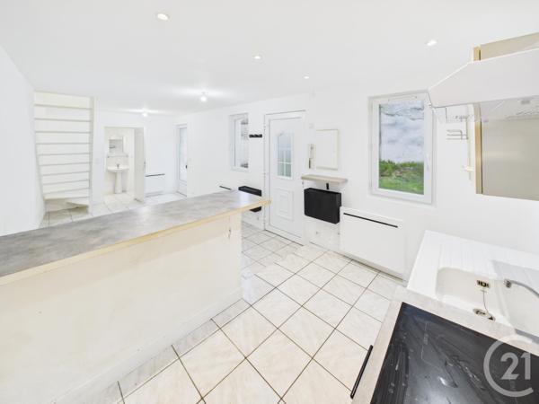 Immeuble à vendre  217 m2 AUNEAU BLEURY ST SYMPHORIEN - 28