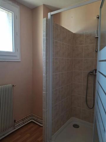 Location - Appartement Vichy 03200 3 pièces 60 m 2