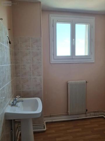 Location - Appartement Vichy 03200 3 pièces 60 m 2