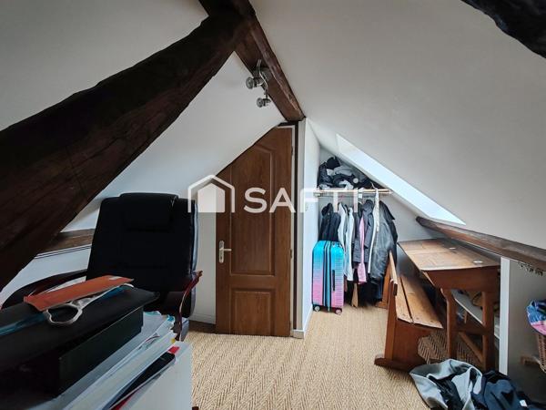 Maison de 170M2 ,6 pièces ,terrain de 1000M2