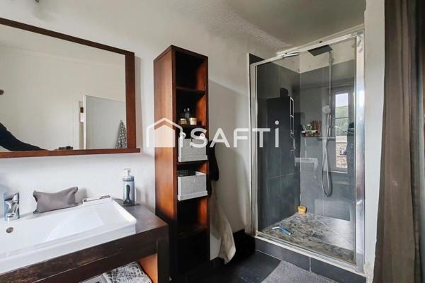 Maison de 170M2 ,6 pièces ,terrain de 1000M2