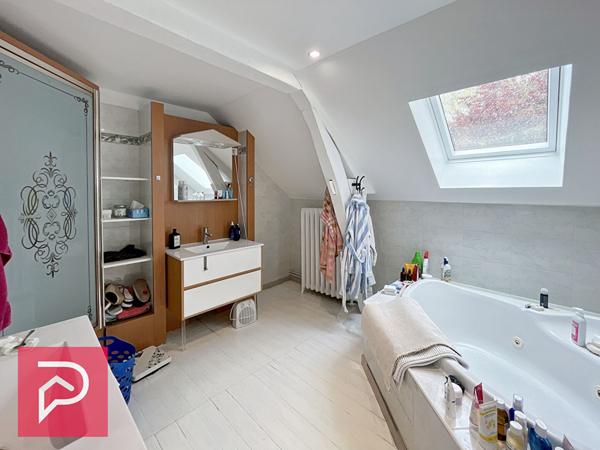 Maison 8 pièces 190 m2