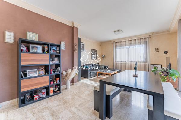 Maison familiale avec espaces indépendants et beau potentiel d’aménagement