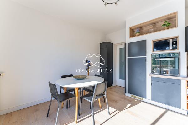 Maison familiale avec espaces indépendants et beau potentiel d’aménagement