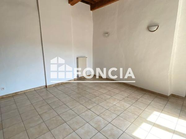Location Appartement 3 pièces 54.98 m² - 2 RUE DE L'HORLOGE Bagnols Sur Ceze 30200