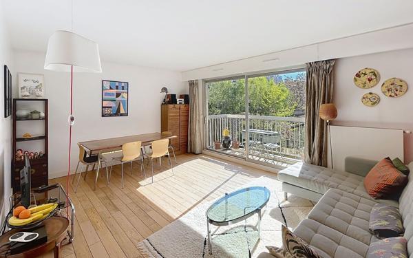 Appartement à vendre    3 pièces • 70 m2 Paris 14