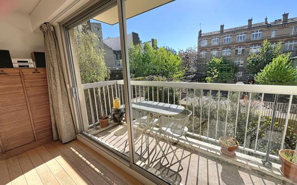 Appartement à vendre    3 pièces • 70 m2 Paris 14