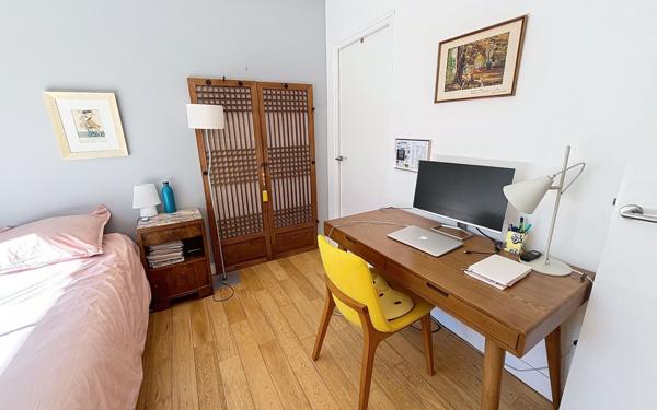 Appartement à vendre    3 pièces • 70 m2 Paris 14