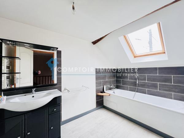 Maison
                                                                                                                                                                                                                                                                                                                        5 pièce(s)                                                                                                                                                                                                          3 chambre(s)                                                                                                                                                                                                          116  m²