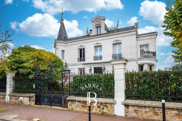 Saint-Maur-des-Fossés, Maison 5 Chambres -  402 m² à vendre