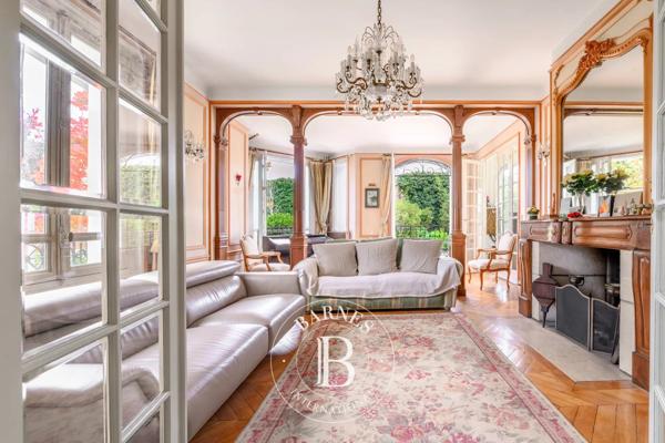 Saint-Maur-des-Fossés, Maison 5 Chambres -  402 m² à vendre
