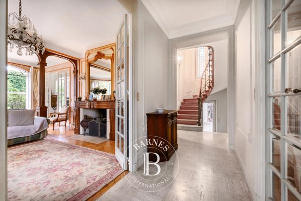 Saint-Maur-des-Fossés, Maison 5 Chambres -  402 m² à vendre
