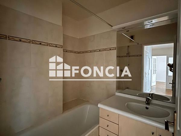 Location Appartement 2 pièces 51.6 m² - 7/9/11/15 RUE MARIUS JACOTOT Puteaux 92800