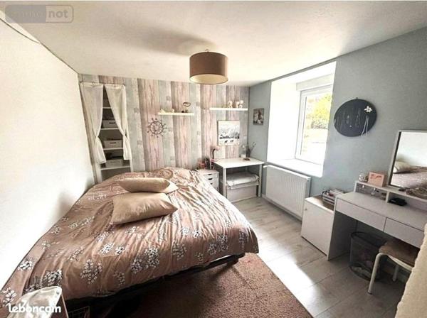 Maison à vendre à Andouillé en Mayenne (53240), ref : 53090-966