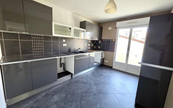 Maison à vendre    3 pièces • 70,50 m2 La Courneuve