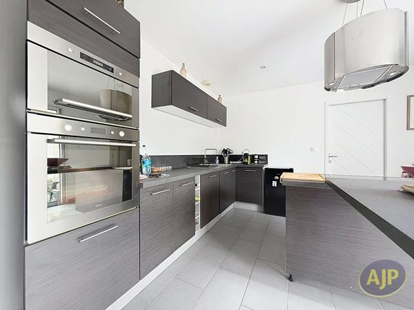 Maison à vendre Bouaye - 5 pièces, 94m² avec 3 chambre(s) à 299 900€ - AJP Immobilier Sainte-Pazanne