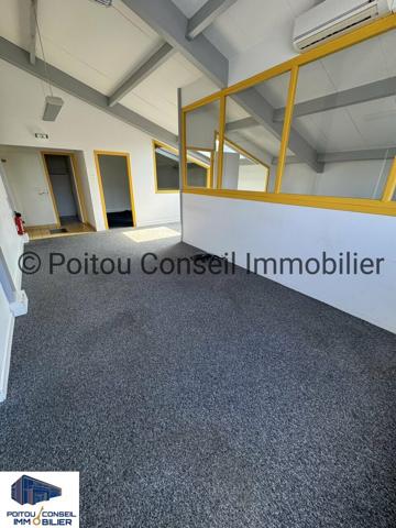 BUREAUX ENVIRON 128m2 FACILE D’ACCES ZONE MENDES FRANCE NIORT AVEC PARKINGS