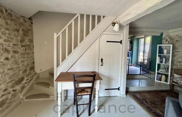 Maison de caractère avec 4 chambres et un studio, secteur Beaulieu sur Dordogne