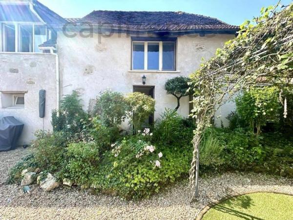 Maison de caractère avec 4 chambres et un studio, secteur Beaulieu sur Dordogne