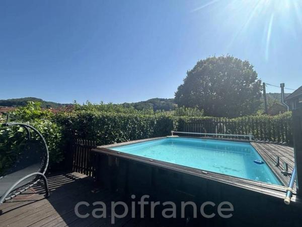 Maison de caractère avec 4 chambres et un studio, secteur Beaulieu sur Dordogne