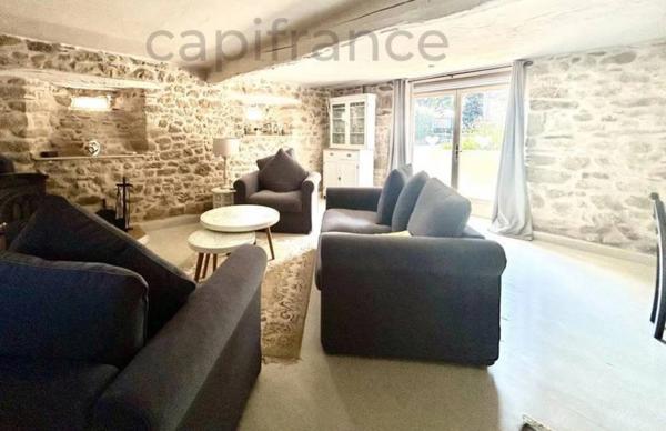 Maison de caractère avec 4 chambres et un studio, secteur Beaulieu sur Dordogne