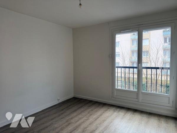 Appartement à Vendre à SOISY-SOUS-MONTMORENCY en Val-d'Oise (95), 50 m2, 2 pièces, 1 chambre.