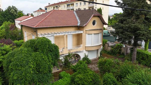 Maison à vendre 9 pièces ROMANS SUR ISERE (26)