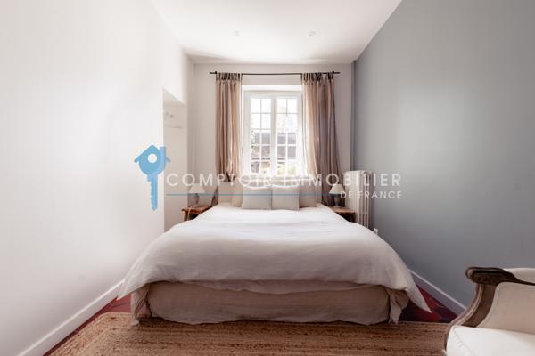 Maison de village 7 pièce(s) 4 chambre(s) 210 m²